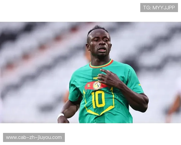 “尼古拉斯·桑特基的远射与精准控制，成就阿根廷美洲狮队的攻守平衡”